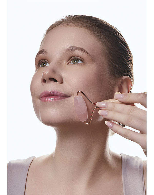 Скребок Гуаша и роллер, набор "Gua Sha Rose Beauty Set AMG341" CHEEKY GEMMY Gezatone 14